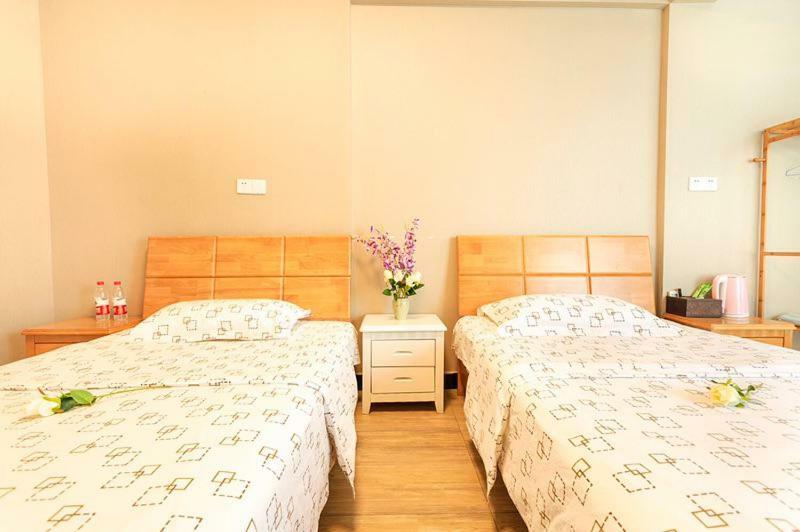 Huanlesong Youth Hostel 武汉 外观 照片