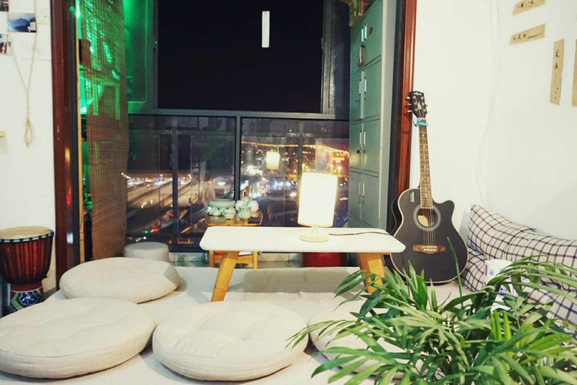 Huanlesong Youth Hostel 武汉 外观 照片